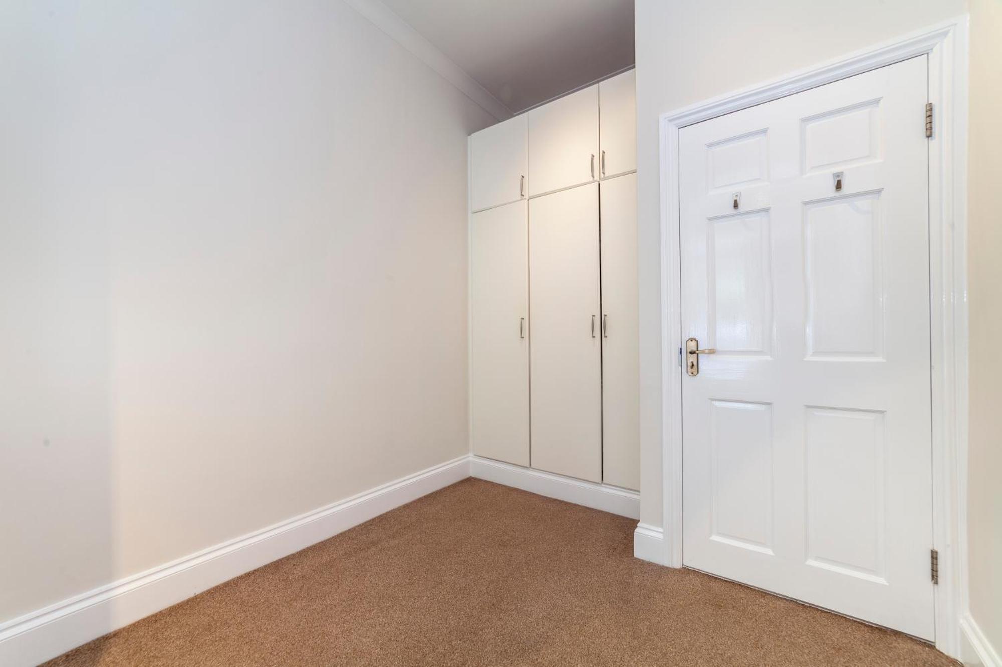 Captivating 3br Flat, 5 Min To Hyde Park Appartamento